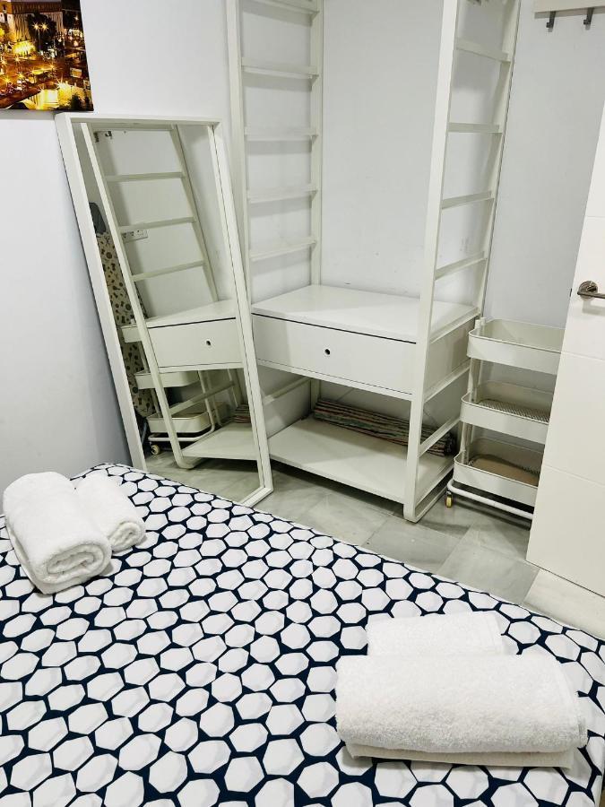 Segura Donkey Appartement Sevilla Buitenkant foto