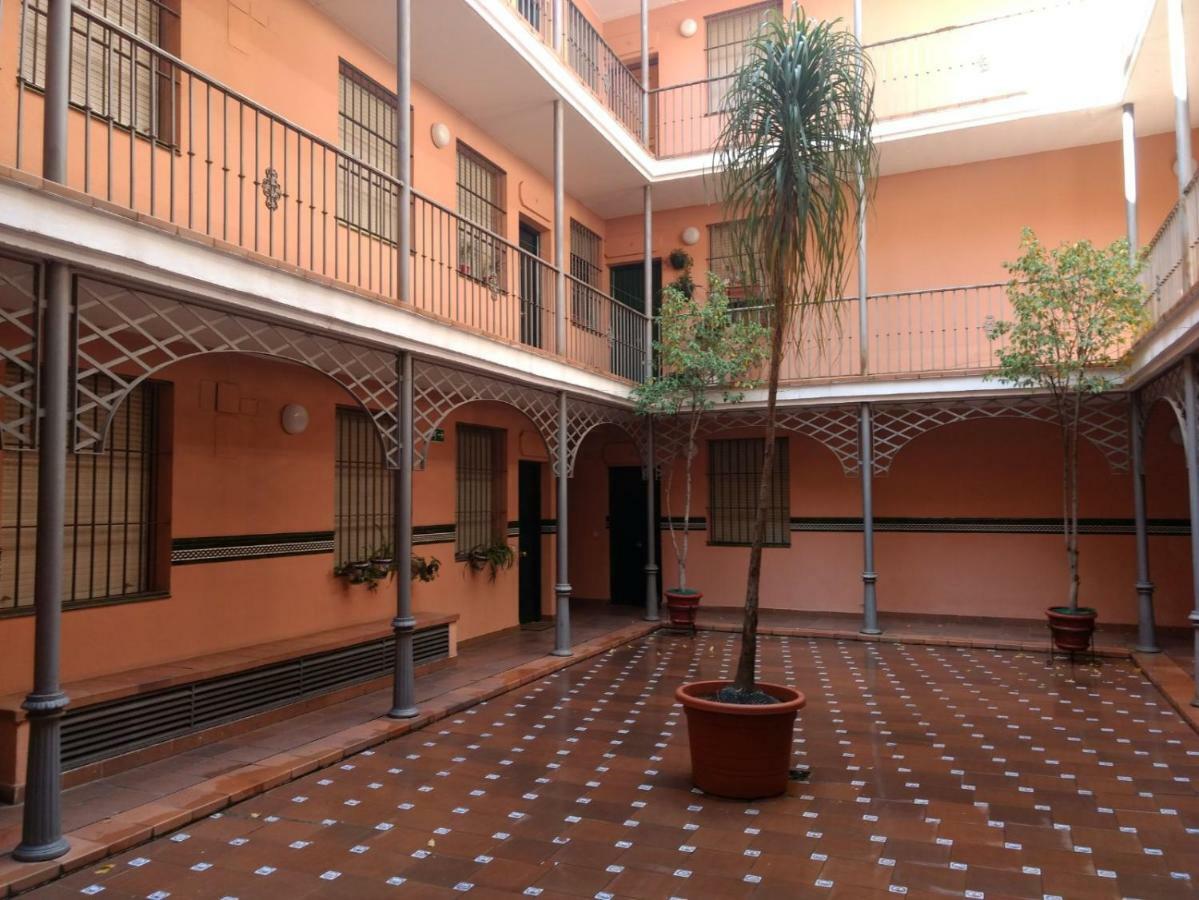 Segura Donkey Appartement Sevilla Buitenkant foto